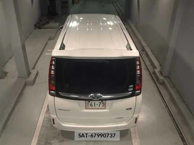 Toyota ESQUIRE 2017 8692532-7
