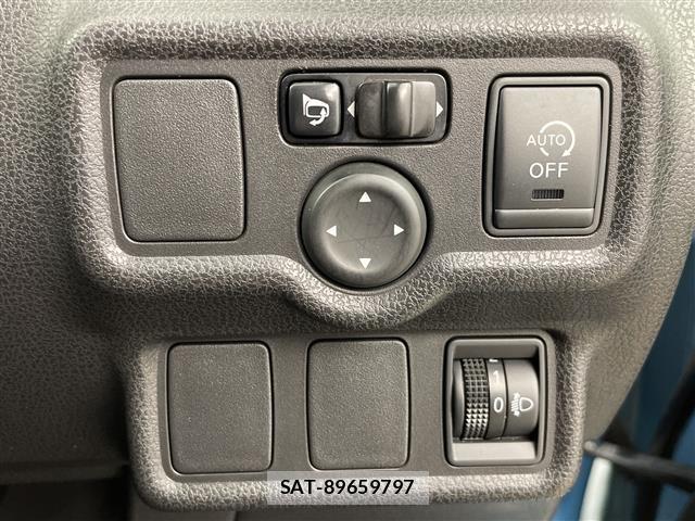 Nissan NOTE 2013 8910531-5