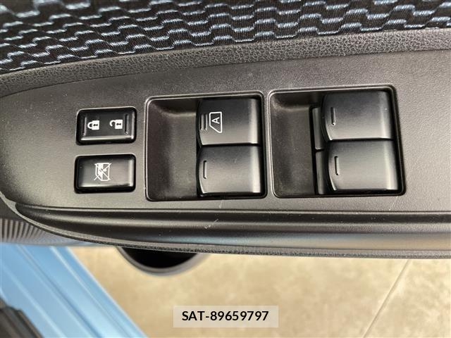 Nissan NOTE 2013 8910531-8