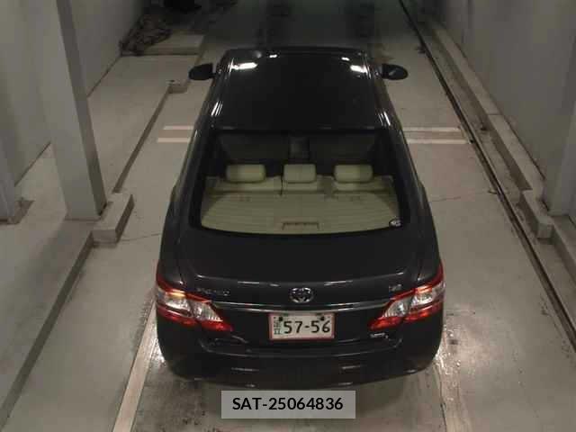 Toyota PREMIO 2014 8761349-7