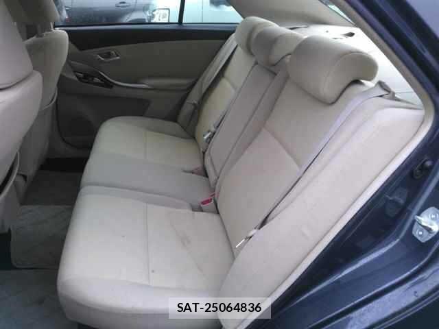Toyota PREMIO 2014 8761349-9