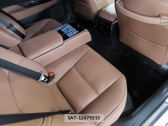 Toyota CROWN 2026 8734676-23
