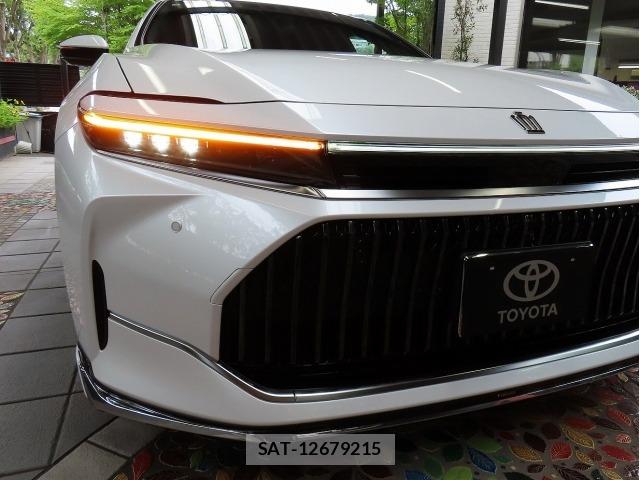 Toyota CROWN 2026 8734676-4