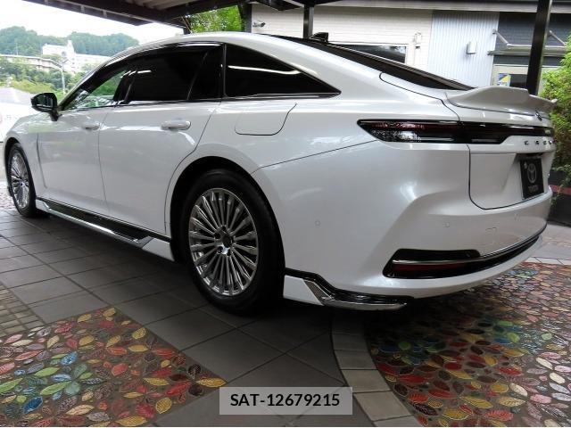 Toyota CROWN 2026 8734676-8