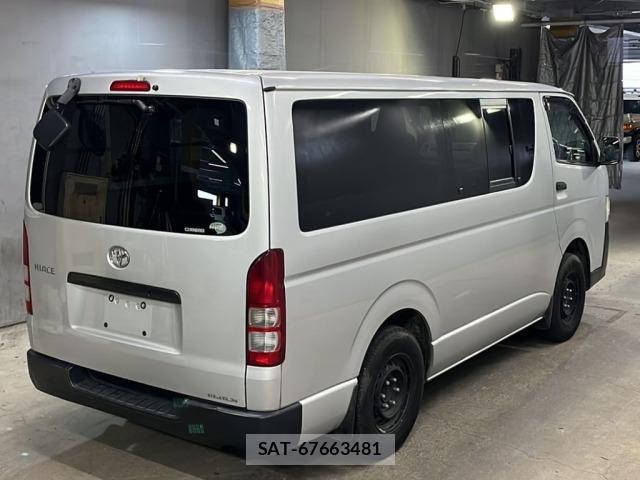 Toyota HIACE VAN 2010 8697550-5