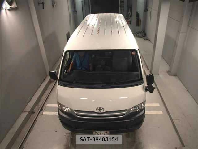 Toyota HIACE WAGON 2009 8679131-6