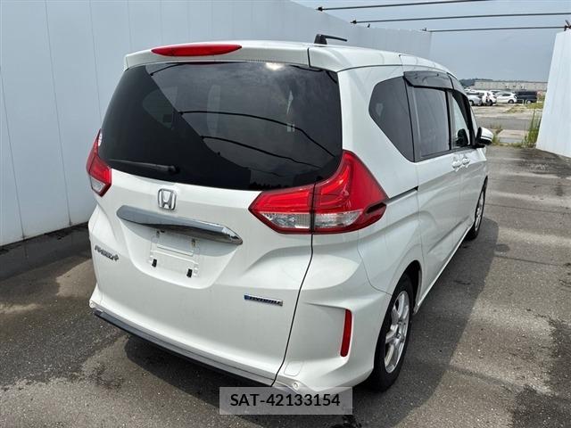 Honda FREED 2023 8683628-8
