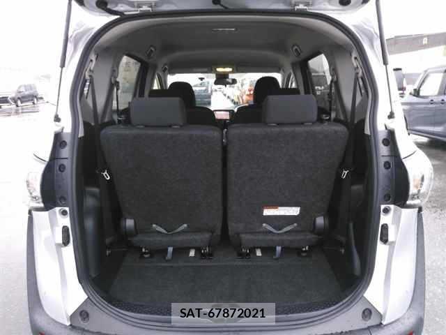 Toyota SIENTA 2021 8764392-10