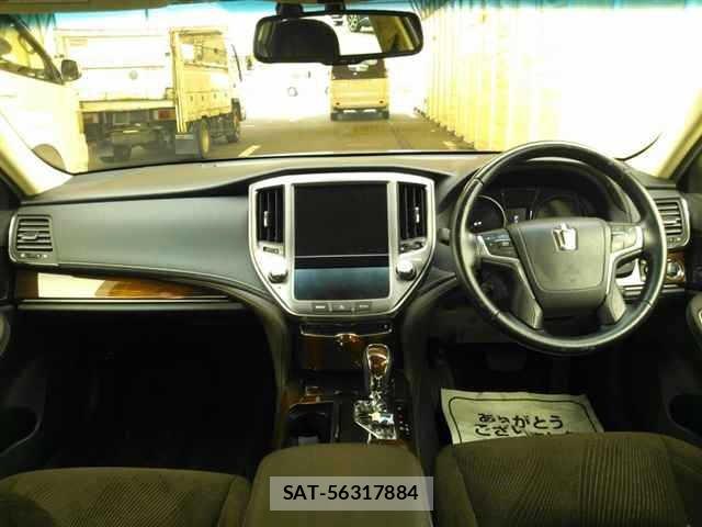 Toyota CROWN 2015 8862942-8