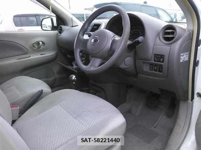 Nissan MARCH 2017 8665670-3