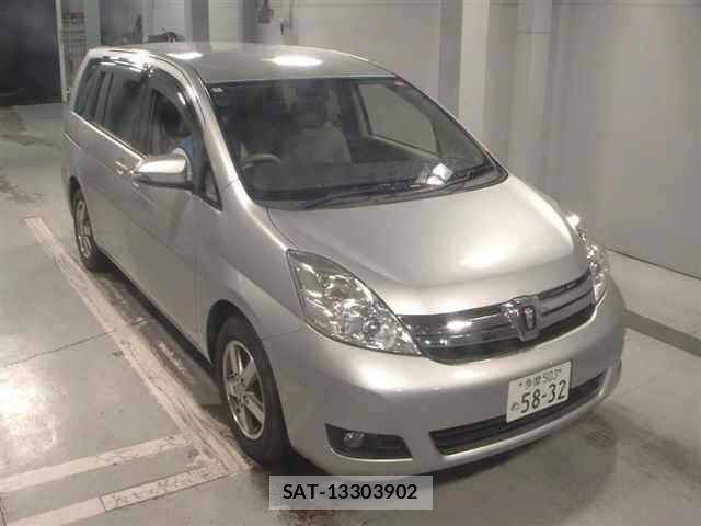 Toyota ISIS 2016 8825623-0