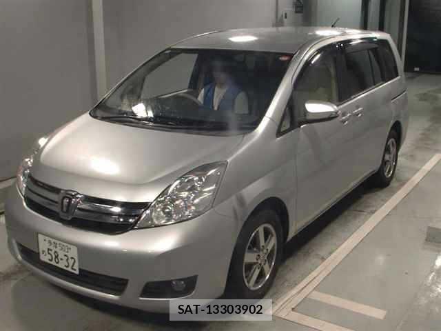 Toyota ISIS 2016 8825623-4