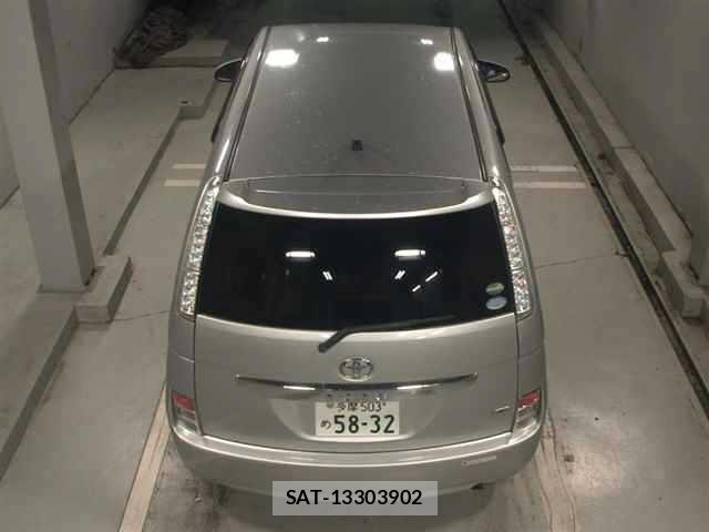 Toyota ISIS 2016 8825623-7