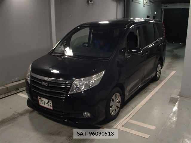 Toyota NOAH 2015 8862391-4