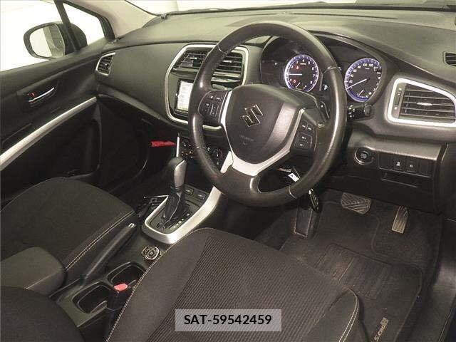 Suzuki SX4 2018 8825379-3