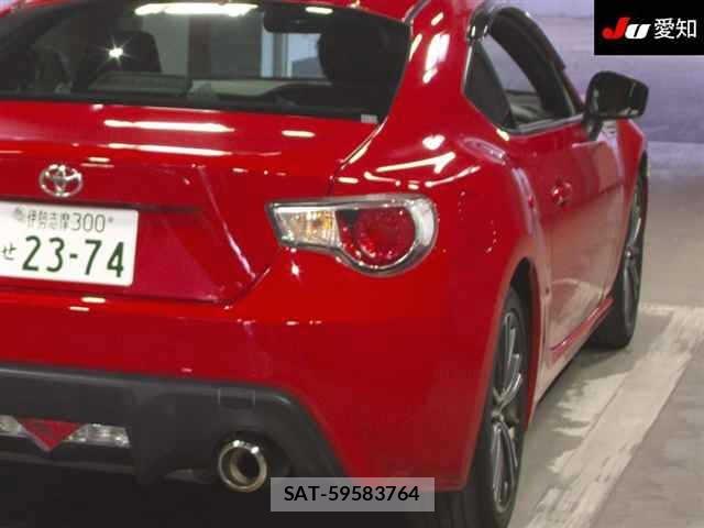 Toyota 86 2015 8809691-8