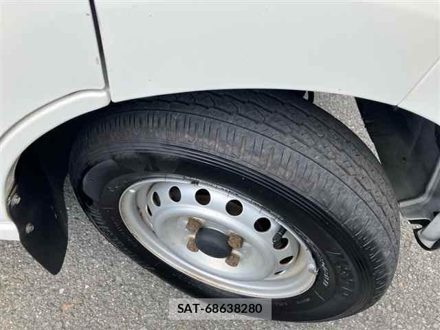 Daihatsu HIJET VAN 2020 8759444-9