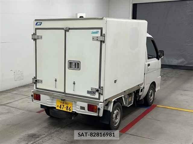 Daihatsu HIJET TRUCK 2001 8708981-5