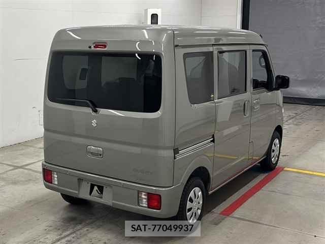 Suzuki EVERY 2026 8928129-5