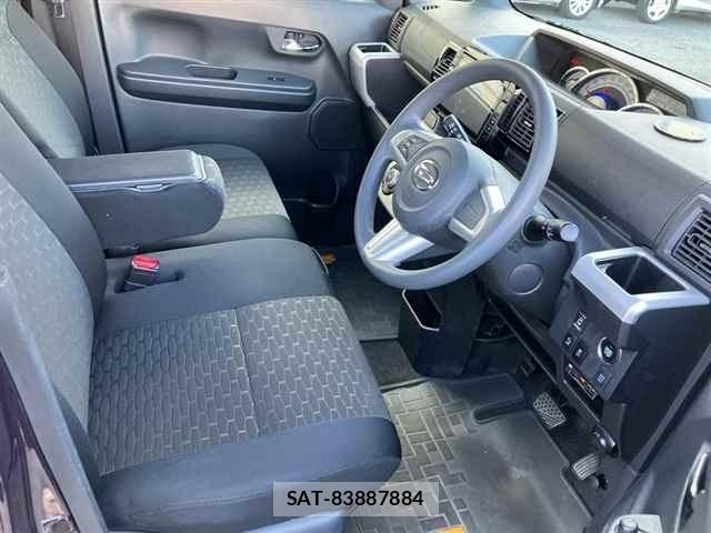 Daihatsu WAKE 2015 8698663-7