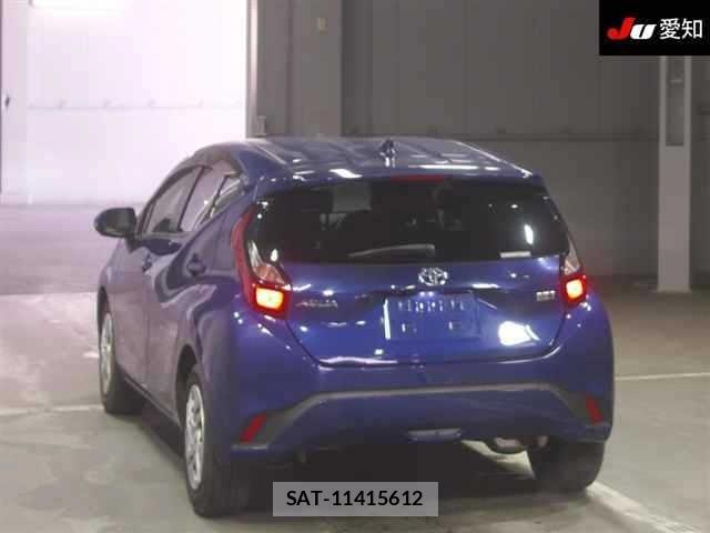 Toyota AQUA 2021 8862365-1