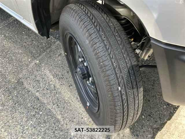 Suzuki JIMNY 2025 8933220-9