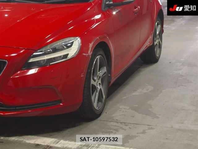 Volvo V40 2017 8862071-7