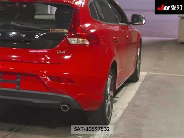 Volvo V40 2017 8862071-8