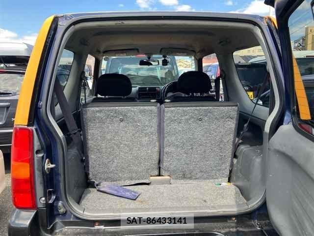 Suzuki JIMNY 2000 8933227-10