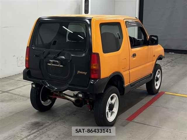 Suzuki JIMNY 2000 8933227-5