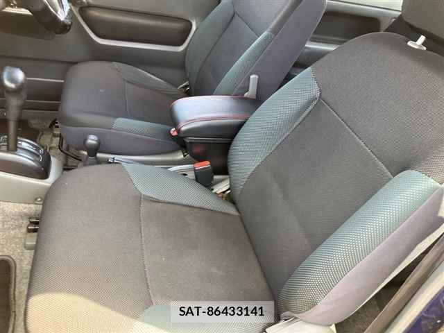 Suzuki JIMNY 2000 8933227-8