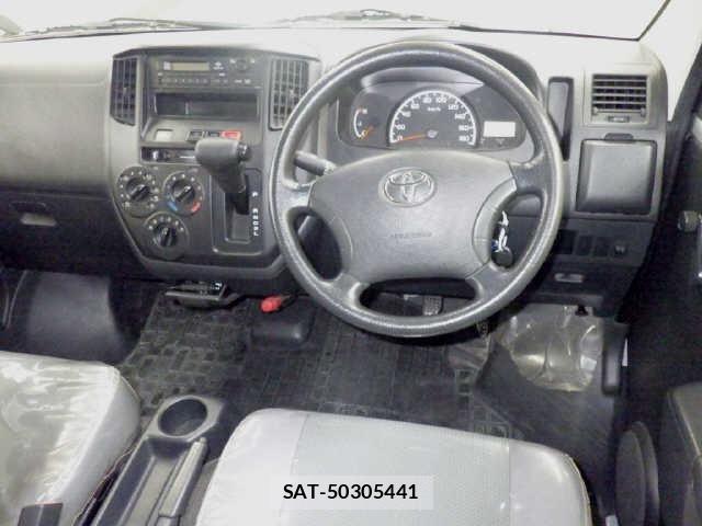 Toyota LITEACE VAN 2020 8804907-3