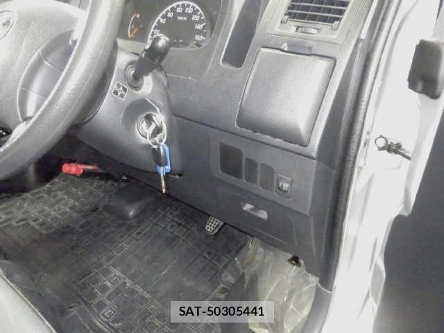 Toyota LITEACE VAN 2020 8804907-6