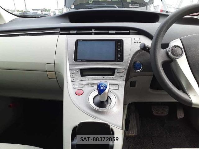 Toyota PRIUS 2013 8911267-11