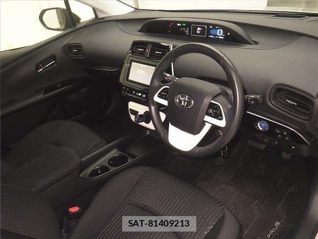 Toyota PRIUS 2017 8851235-3