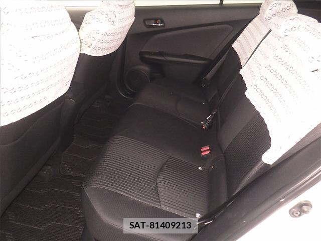 Toyota PRIUS 2017 8851235-7