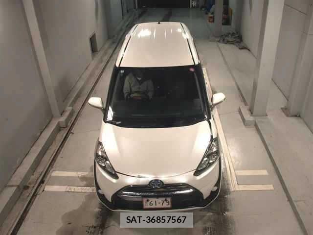 Toyota SIENTA 2016 8764395-6