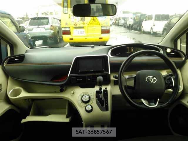 Toyota SIENTA 2016 8764395-8