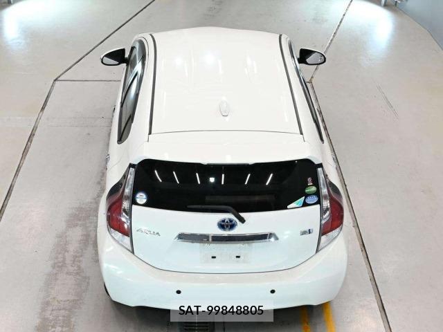 Toyota AQUA 2017 8862359-8