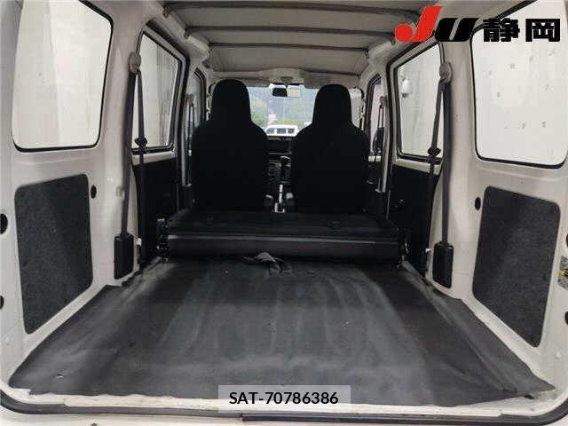 Toyota PIXIS VAN 2021 8851665-9