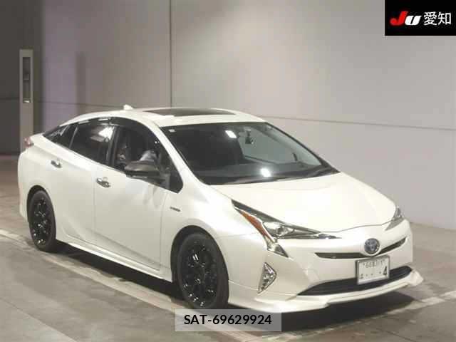 Toyota PRIUS 2017 8911311-0