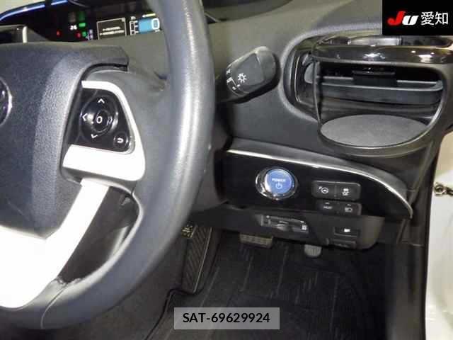 Toyota PRIUS 2017 8911311-5