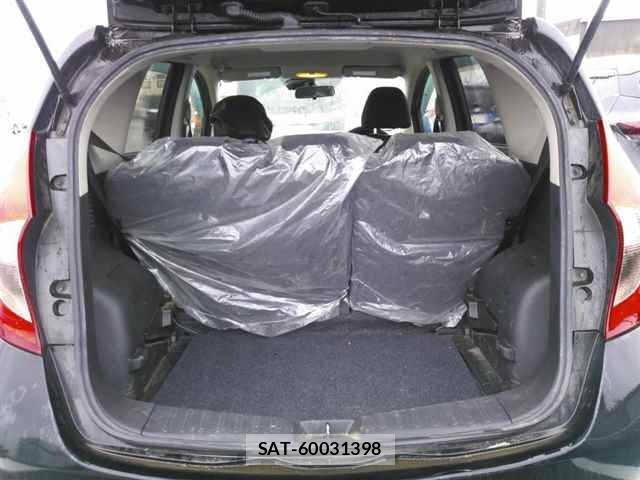 Nissan NOTE 2015 8776184-10