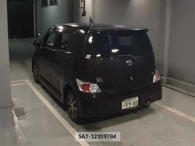 Toyota BB 2009 8667790-1