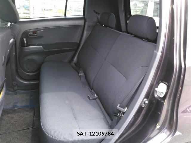 Toyota BB 2009 8667790-9