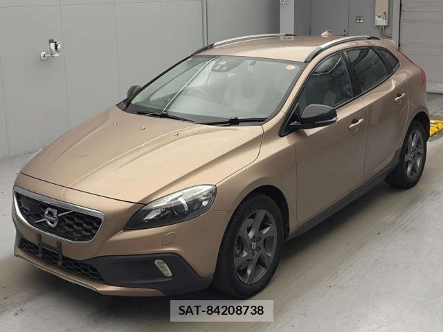 Volvo V40 2016 8776064-0