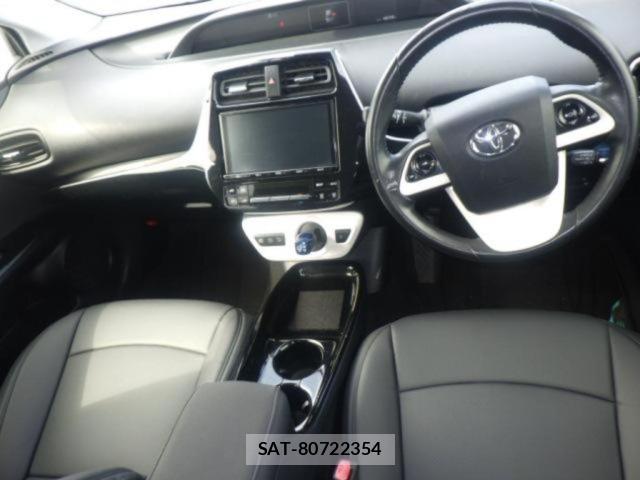 Toyota PRIUS 2017 8911575-3