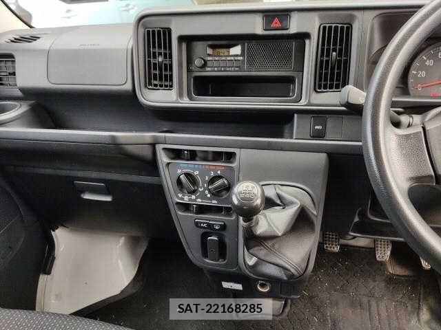 Daihatsu HIJET VAN 2018 8937513-6
