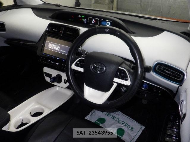 Toyota PRIUS 2017 8691604-3