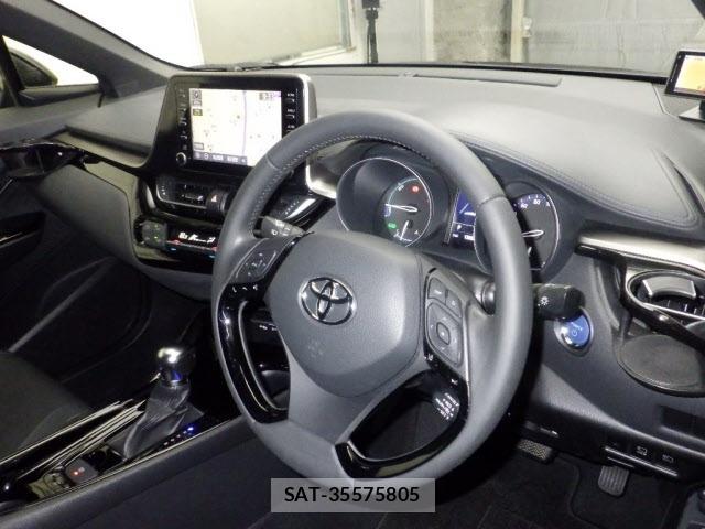 Toyota C-HR 2020 8684279-3